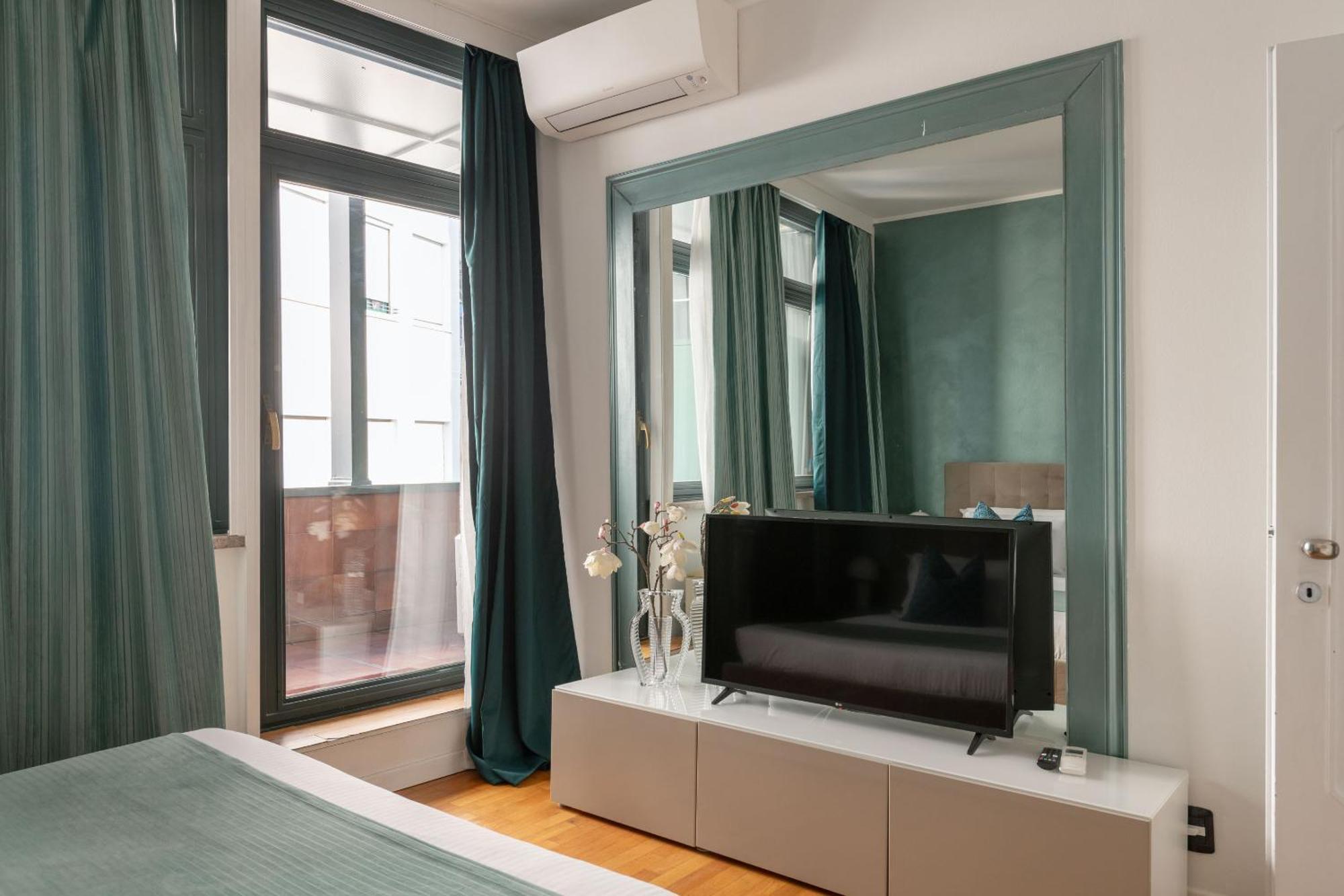 Heart Milan Apartments Duomo Terrace ภายนอก รูปภาพ